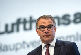 Lufthansa spart bei den Chefs